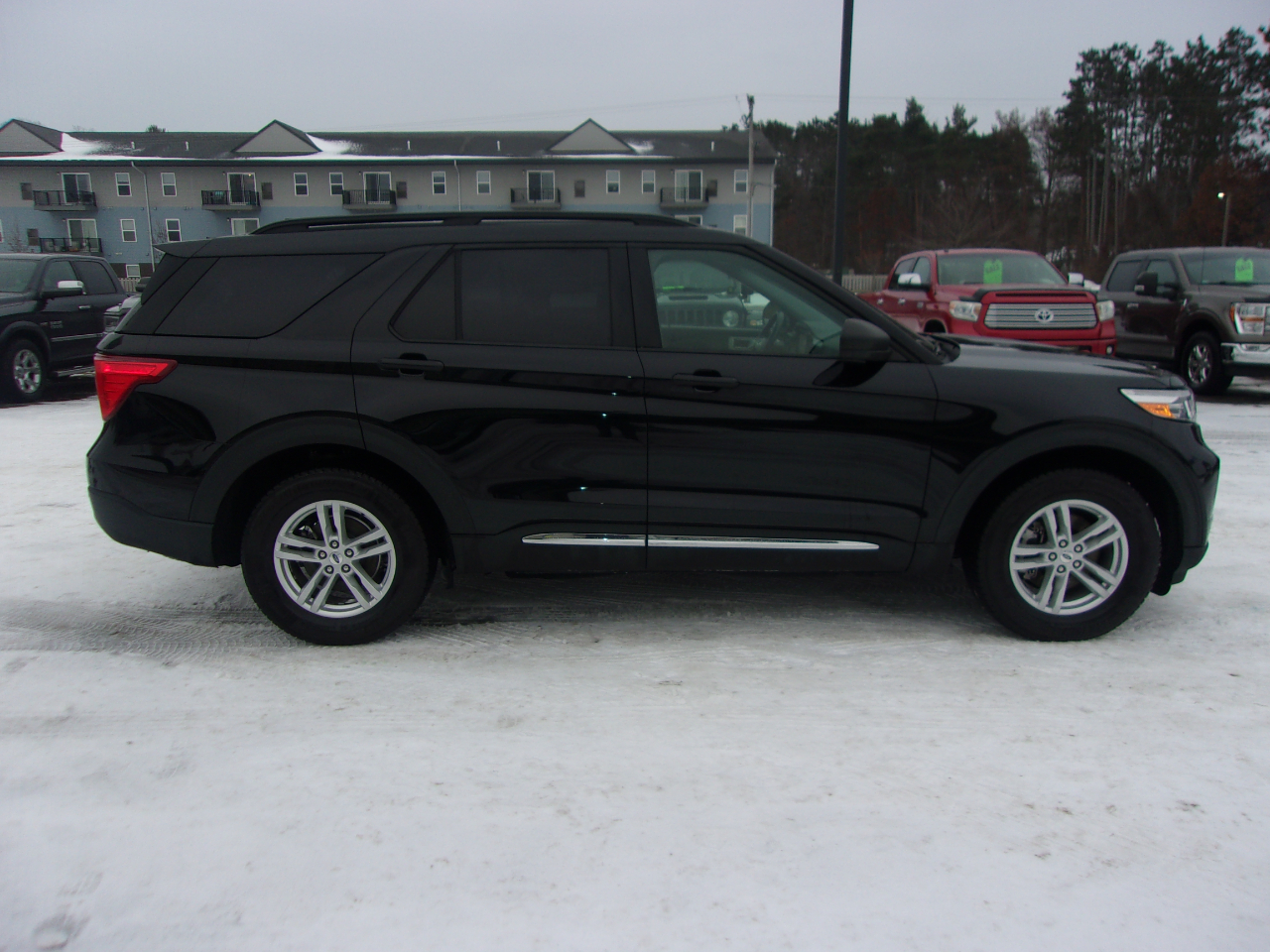 Ford Explorer XLT 4WD 2022