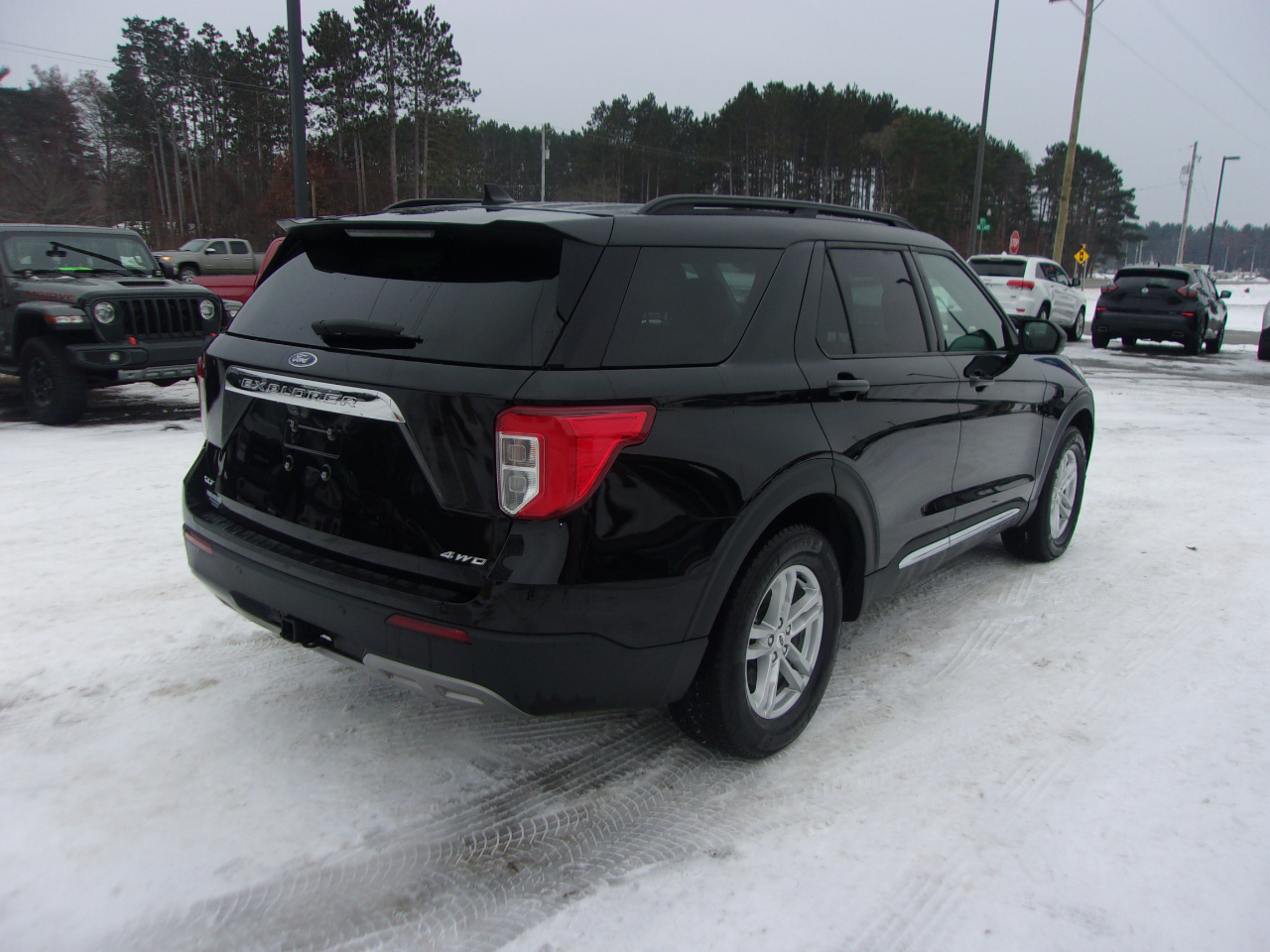 Ford Explorer XLT 4WD 2022