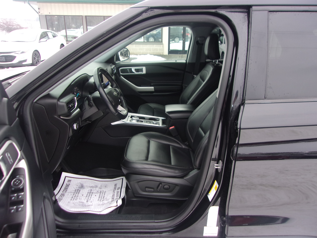 Ford Explorer XLT 4WD 2022