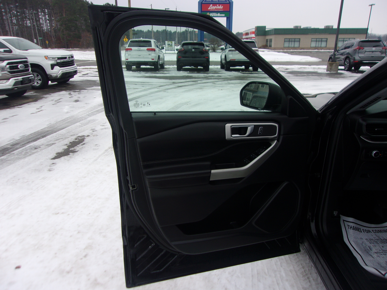 Ford Explorer XLT 4WD 2022