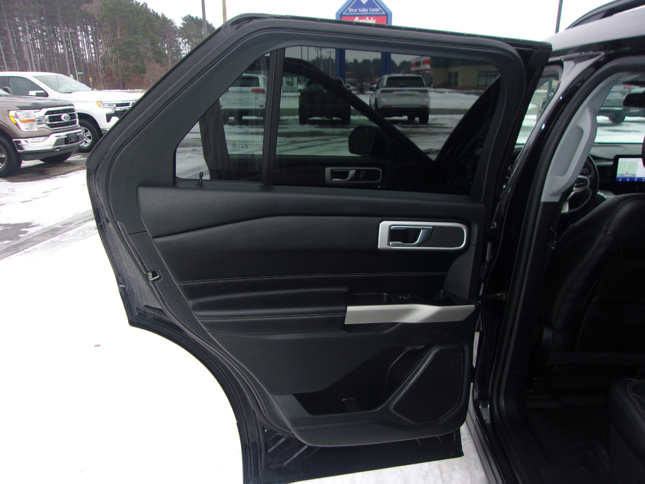 Ford Explorer XLT 4WD 2022