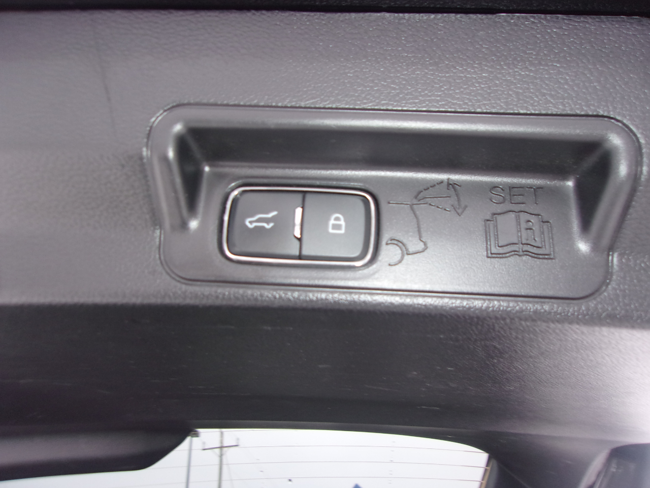 Ford Explorer XLT 4WD 2022