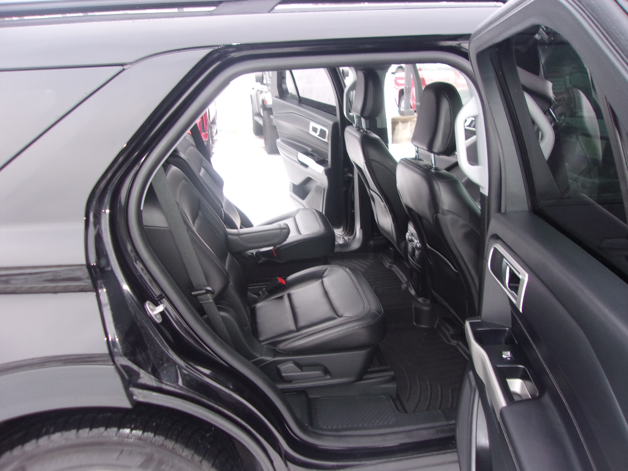 Ford Explorer XLT 4WD 2022