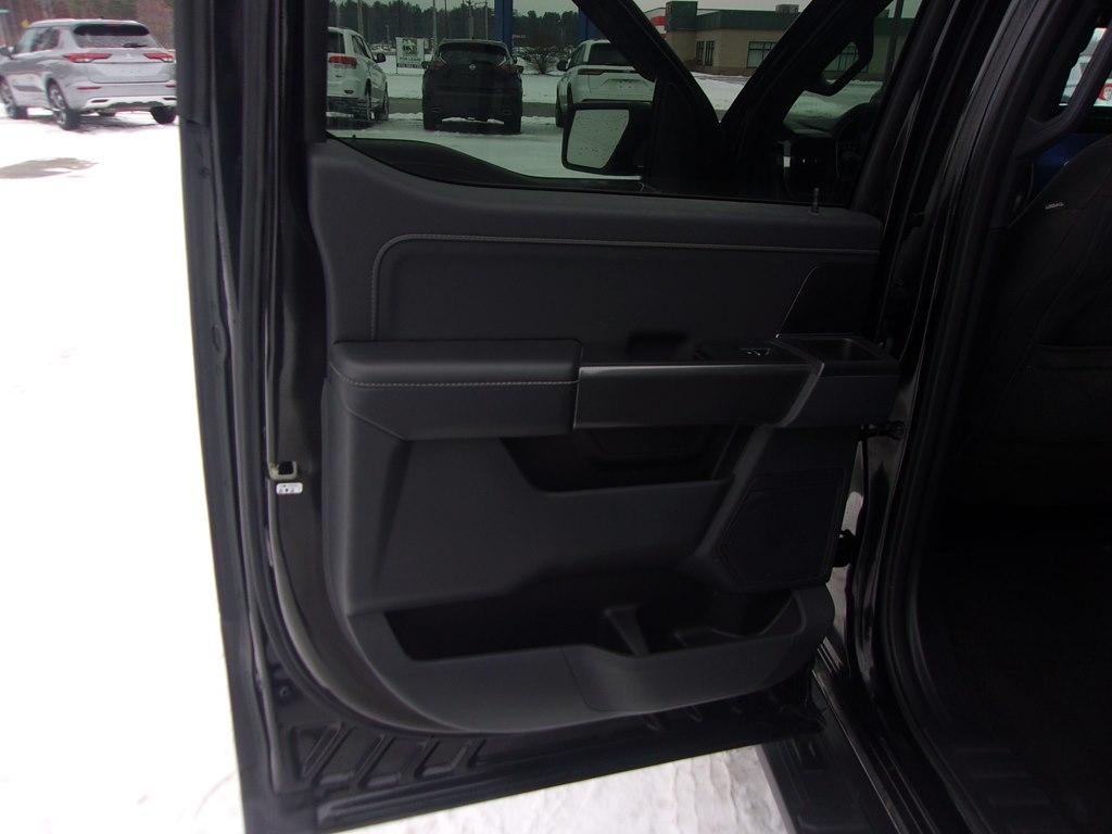 Ford F-150 XLT 4WD SuperCrew 5.5' Box 2022