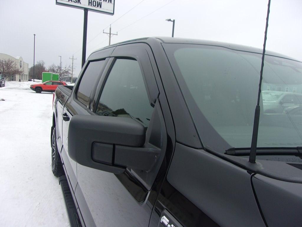 Ford F-150 XLT 4WD SuperCrew 5.5' Box 2022