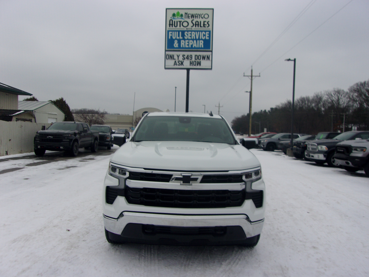 Chevrolet Silverado 1500 4WD Crew Cab 147" LT w/1LT 2022