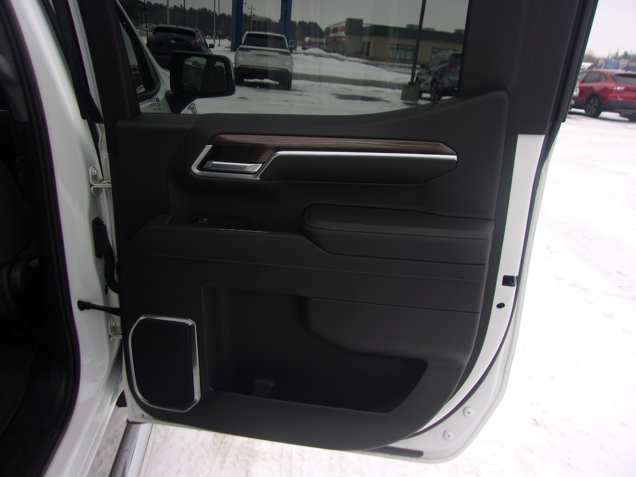 Chevrolet Silverado 1500 4WD Crew Cab 147" LT w/1LT 2022