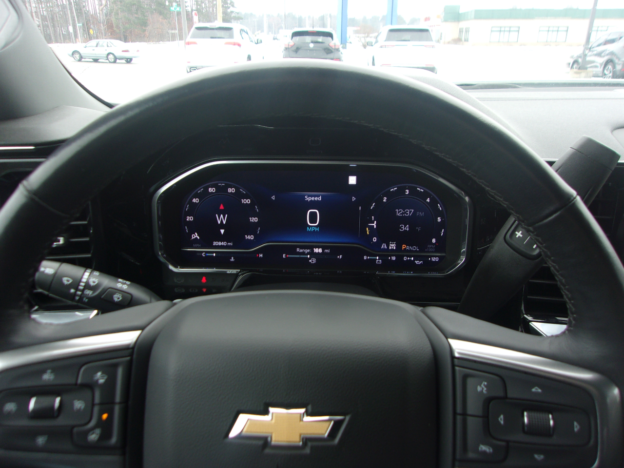 Chevrolet Silverado 1500 4WD Crew Cab 147" LT w/1LT 2022