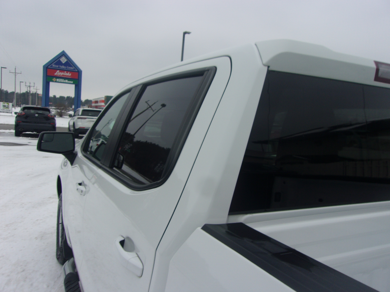 Chevrolet Silverado 1500 4WD Crew Cab 147" LT w/1LT 2022