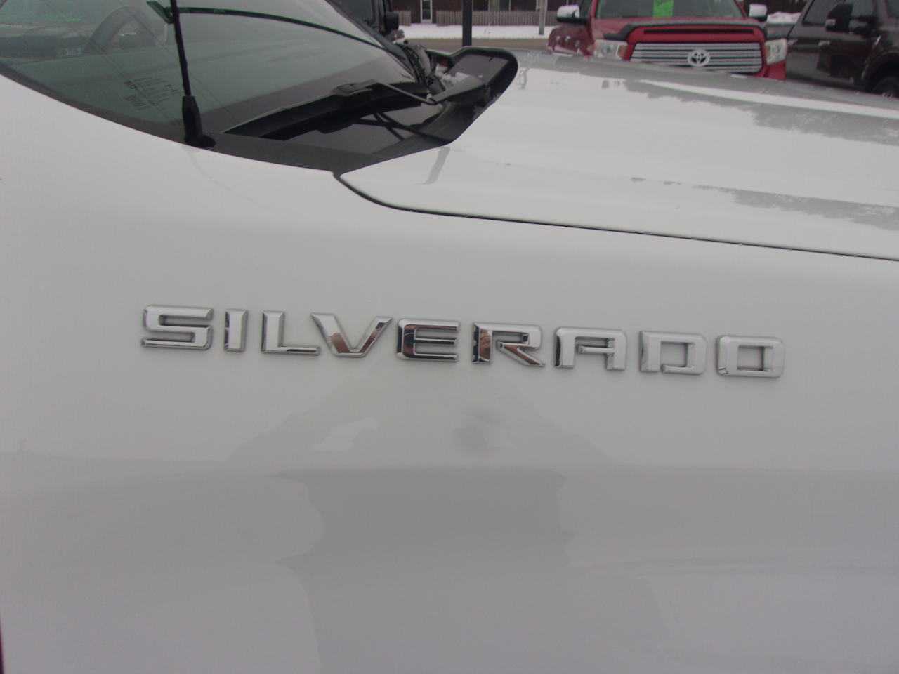 Chevrolet Silverado 1500 4WD Crew Cab 147" LT w/1LT 2022