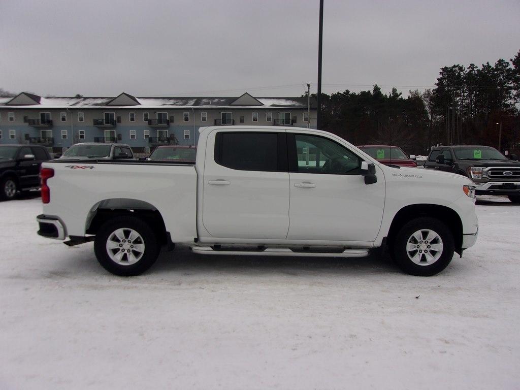 Chevrolet Silverado 1500 4WD Crew Cab 147" LT w/1LT 2022