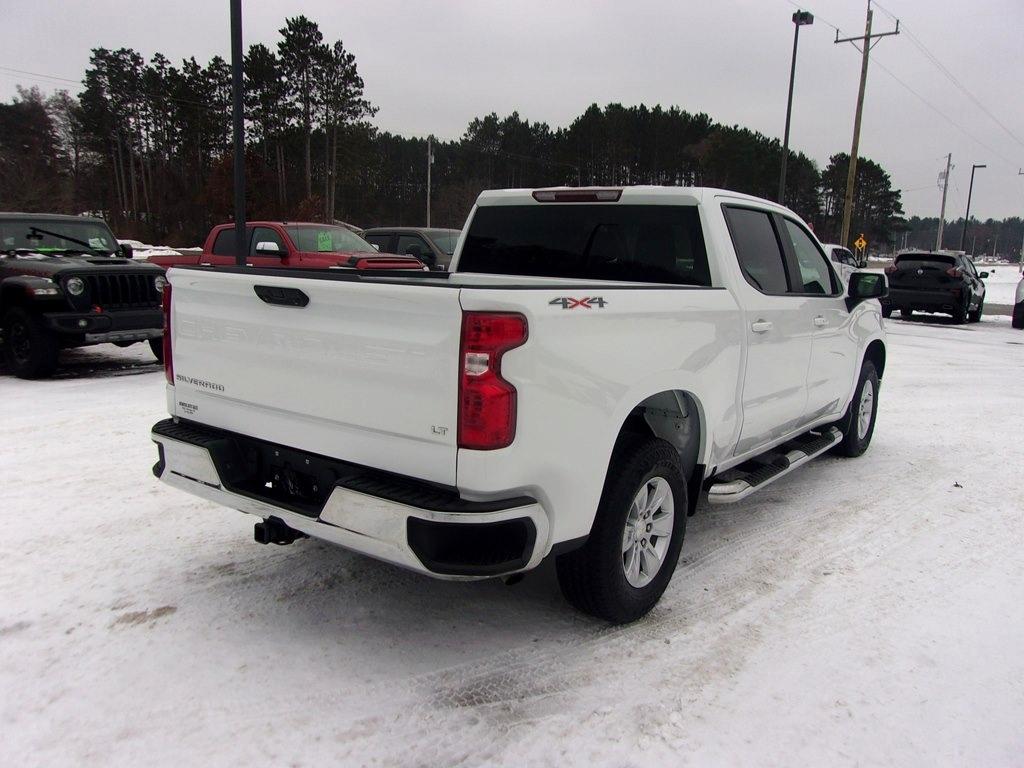 Chevrolet Silverado 1500 4WD Crew Cab 147" LT w/1LT 2022