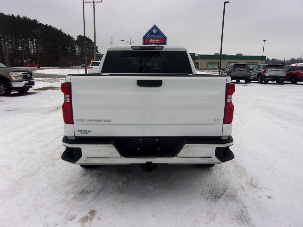 Chevrolet Silverado 1500 4WD Crew Cab 147" LT w/1LT 2022
