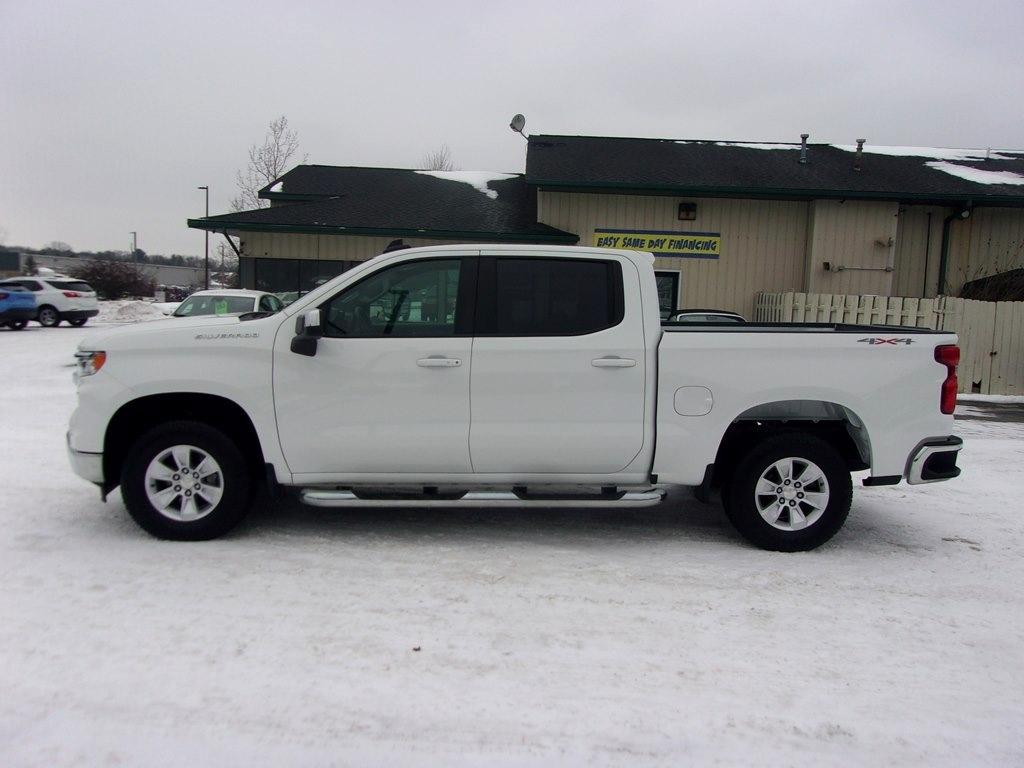 Chevrolet Silverado 1500 4WD Crew Cab 147" LT w/1LT 2022