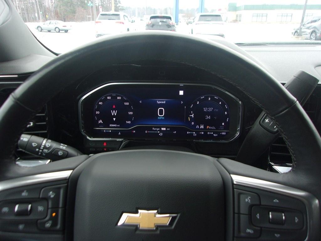 Chevrolet Silverado 1500 4WD Crew Cab 147" LT w/1LT 2022