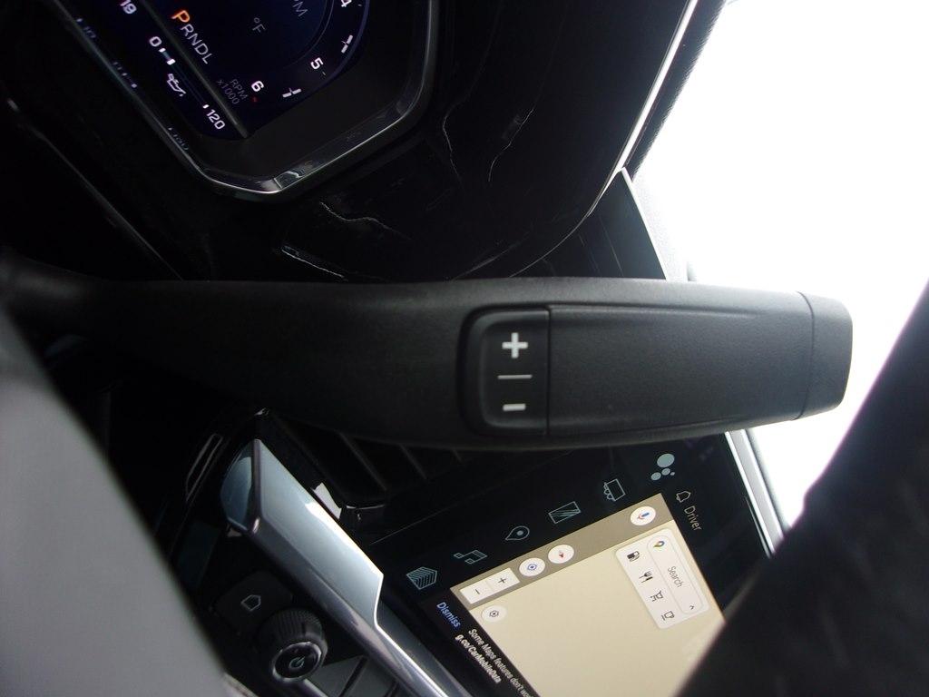 Chevrolet Silverado 1500 4WD Crew Cab 147" LT w/1LT 2022