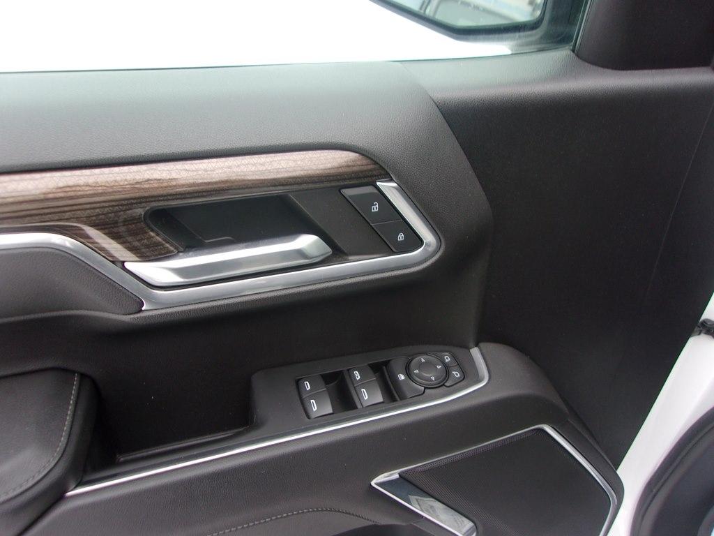 Chevrolet Silverado 1500 4WD Crew Cab 147" LT w/1LT 2022