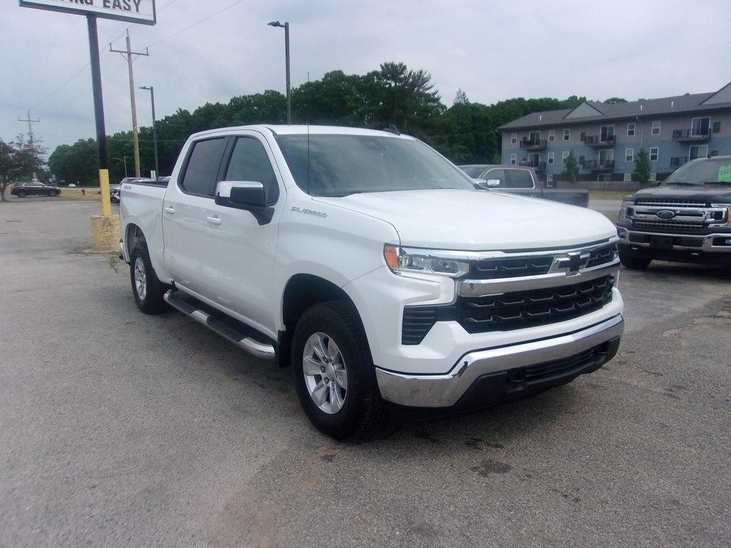 Chevrolet Silverado 1500 4WD Crew Cab 147" LT w/1LT 2022