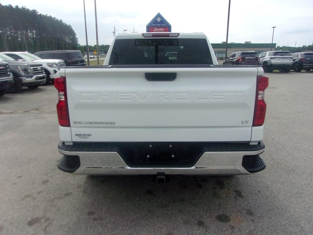 Chevrolet Silverado 1500 4WD Crew Cab 147" LT w/1LT 2022