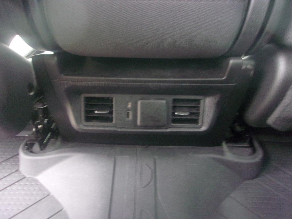 Chevrolet Silverado 1500 4WD Crew Cab 147" LT w/1LT 2022