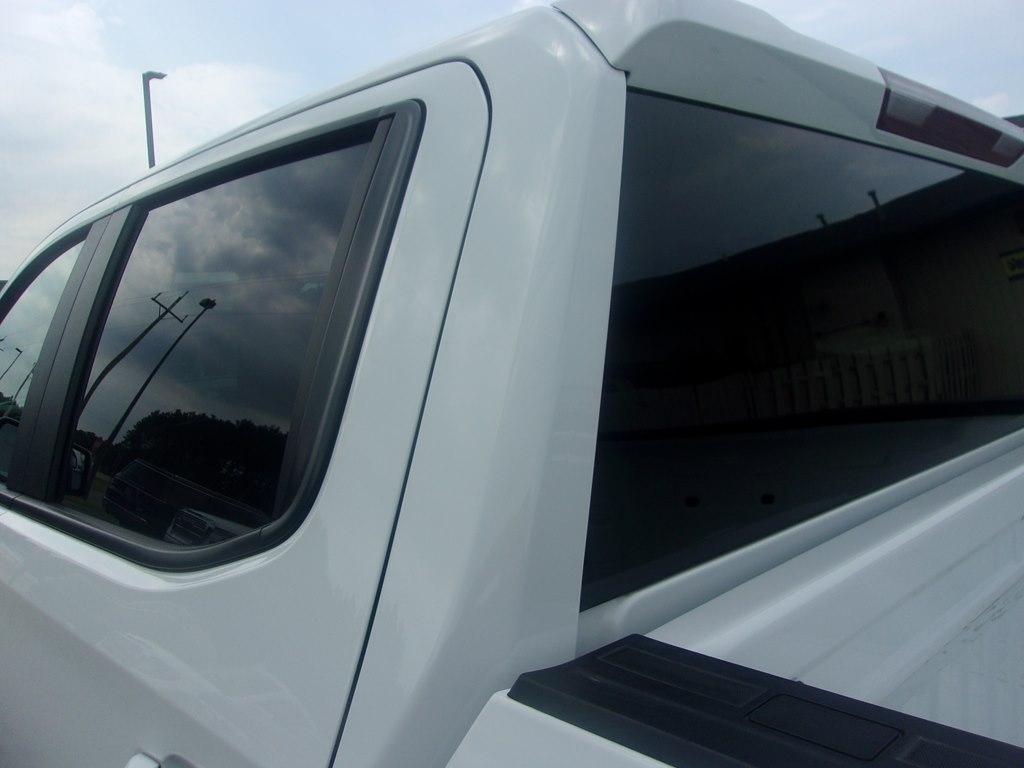 Chevrolet Silverado 1500 4WD Crew Cab 147" LT w/1LT 2022