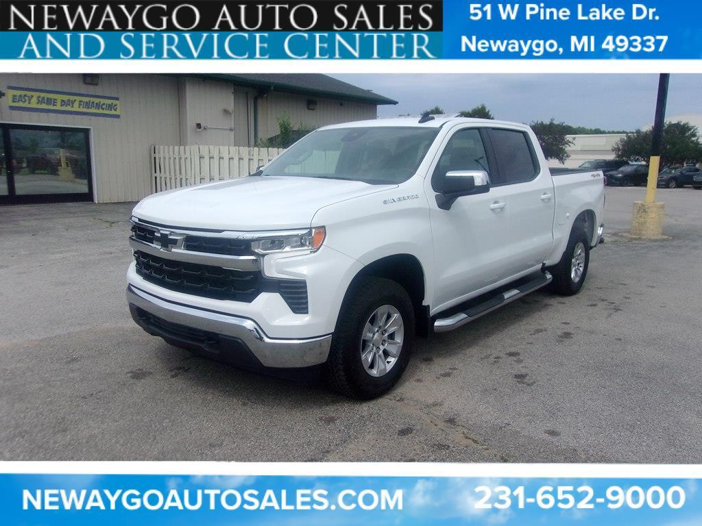 2022 Chevrolet Silverado 1500 4WD Crew Cab 147" LT w/1LT