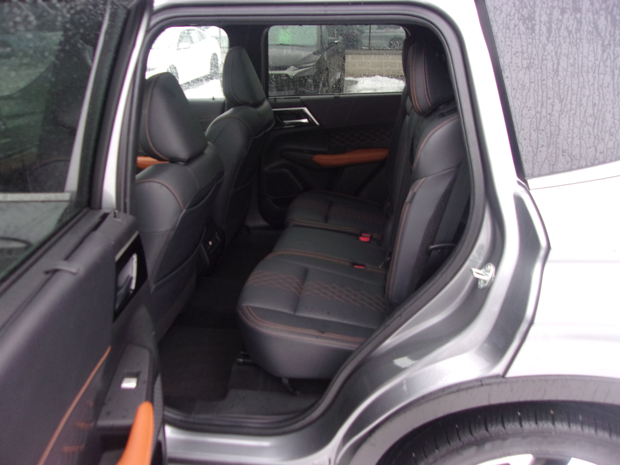 Mitsubishi Outlander SEL S-AWC 2024