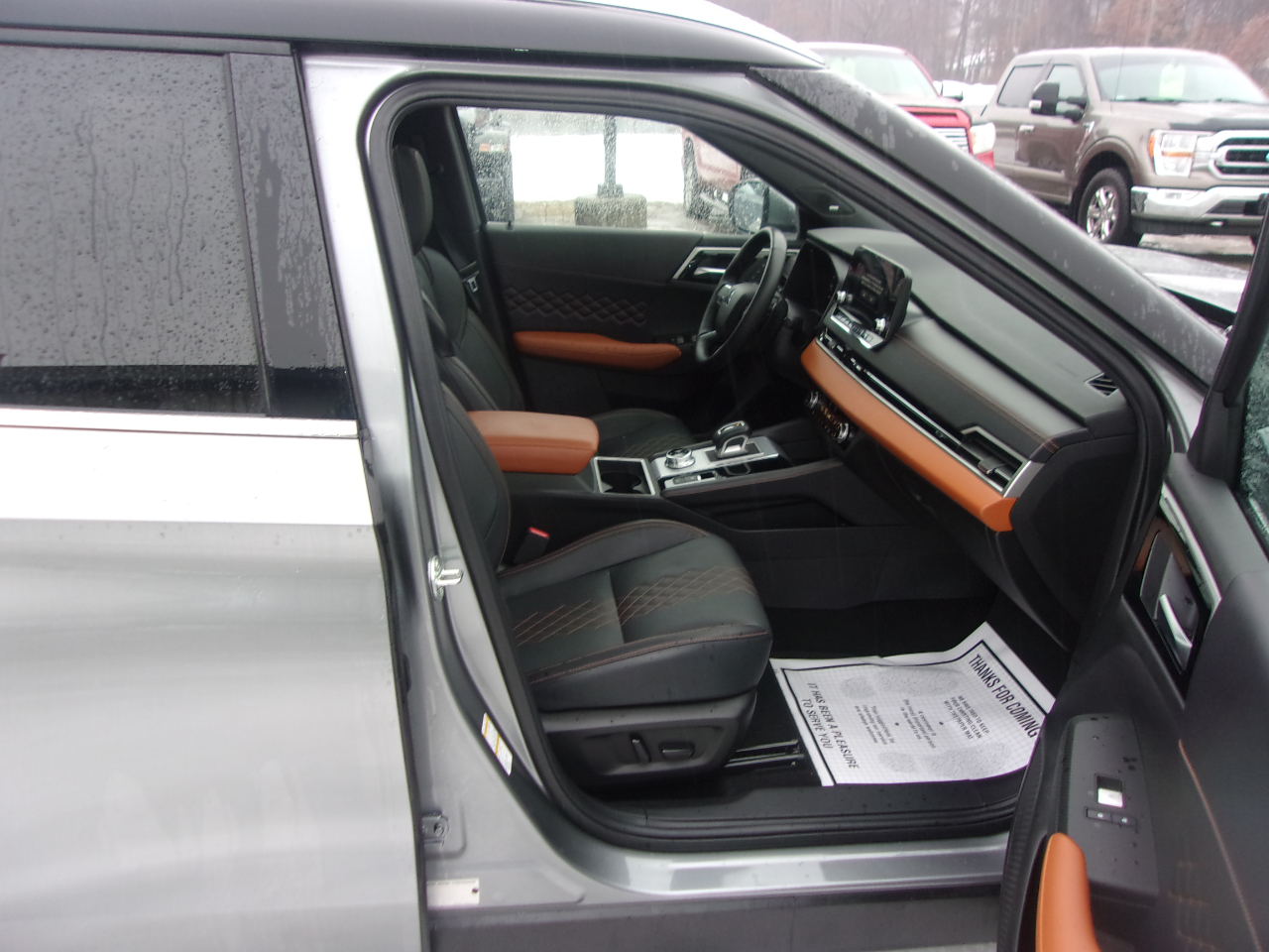 Mitsubishi Outlander SEL S-AWC 2024