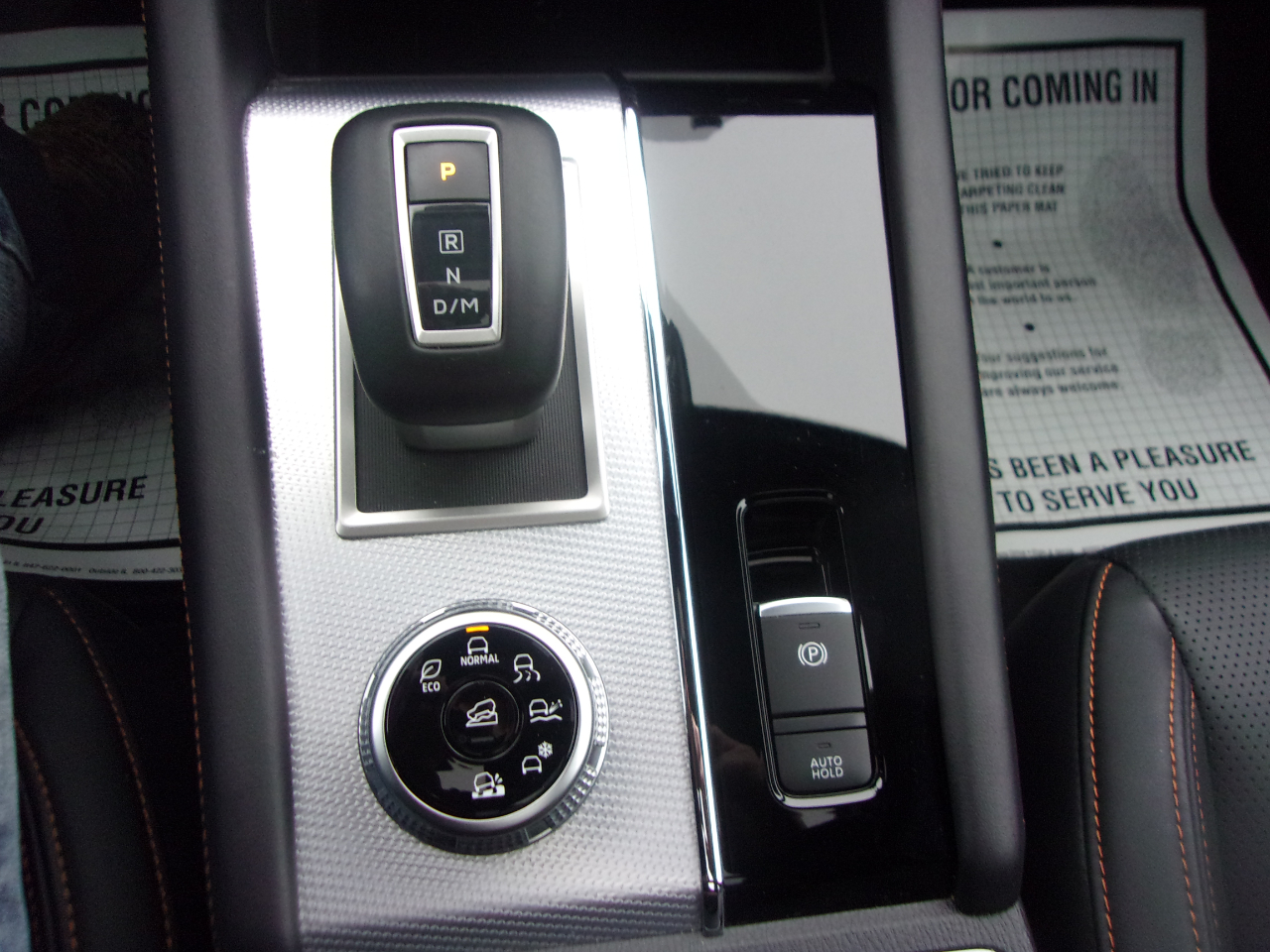 Mitsubishi Outlander SEL S-AWC 2024