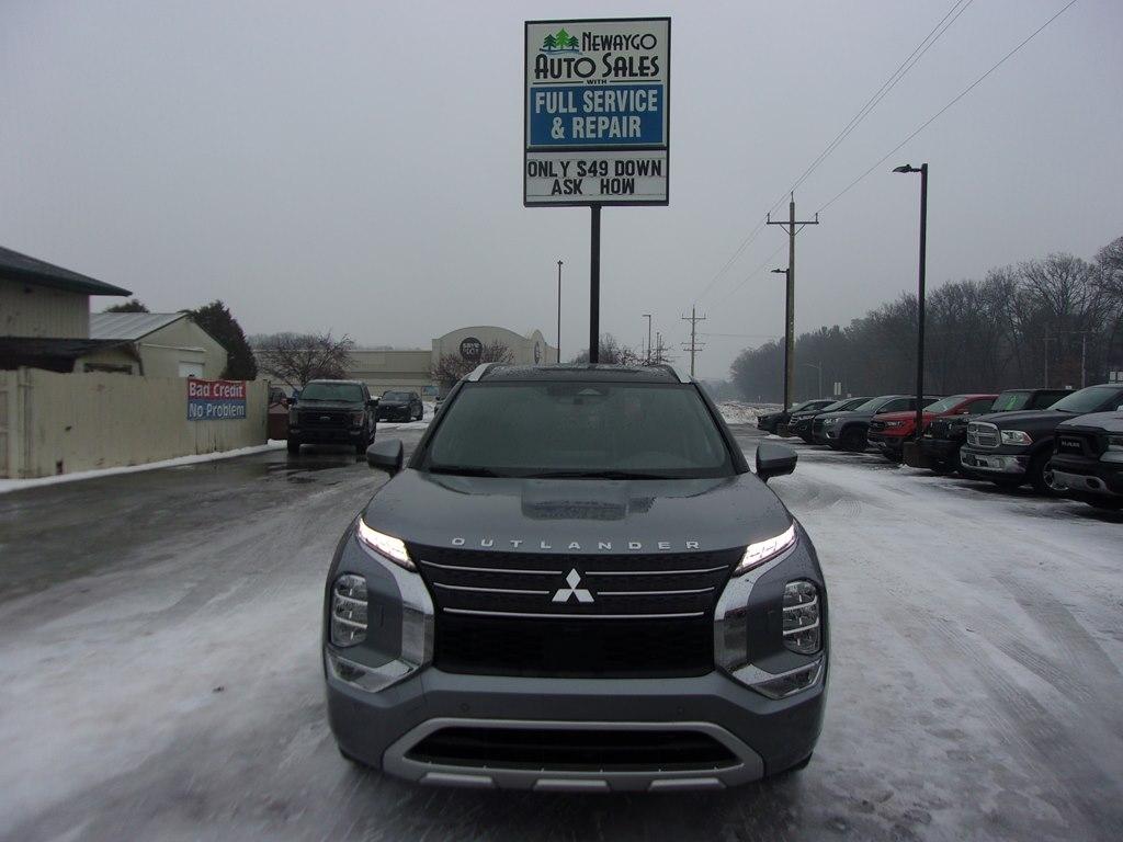 Mitsubishi Outlander SEL S-AWC 2024