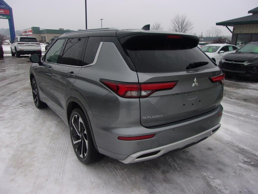Mitsubishi Outlander SEL S-AWC 2024