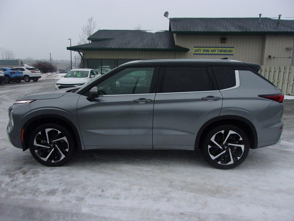 Mitsubishi Outlander SEL S-AWC 2024
