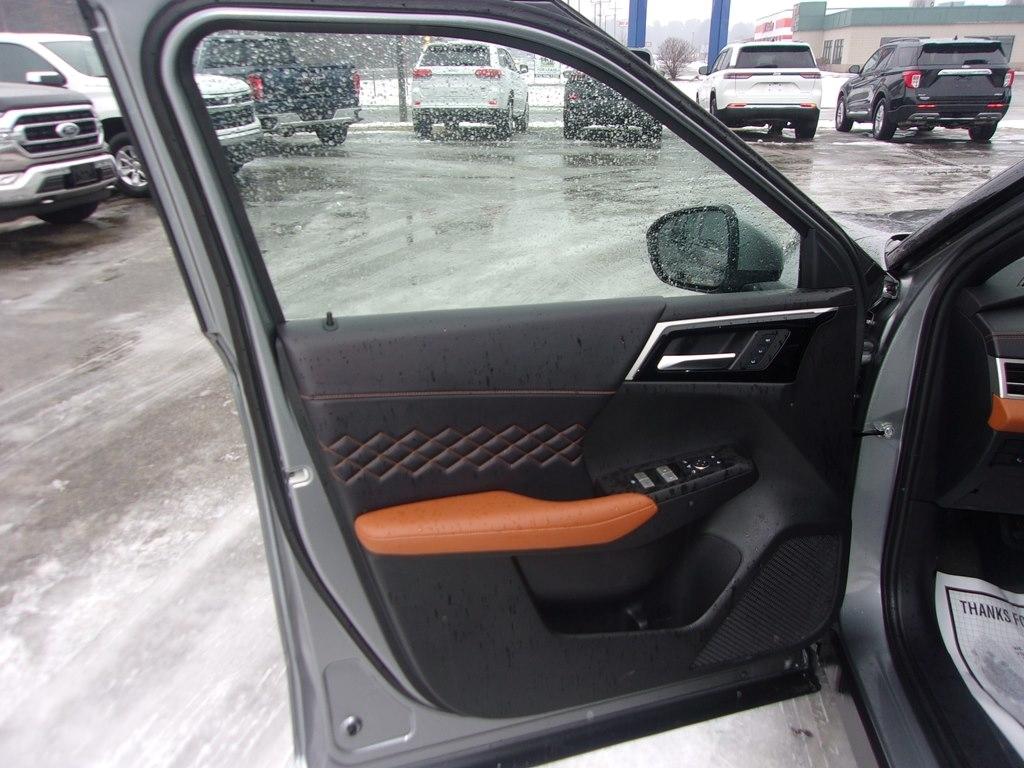 Mitsubishi Outlander SEL S-AWC 2024