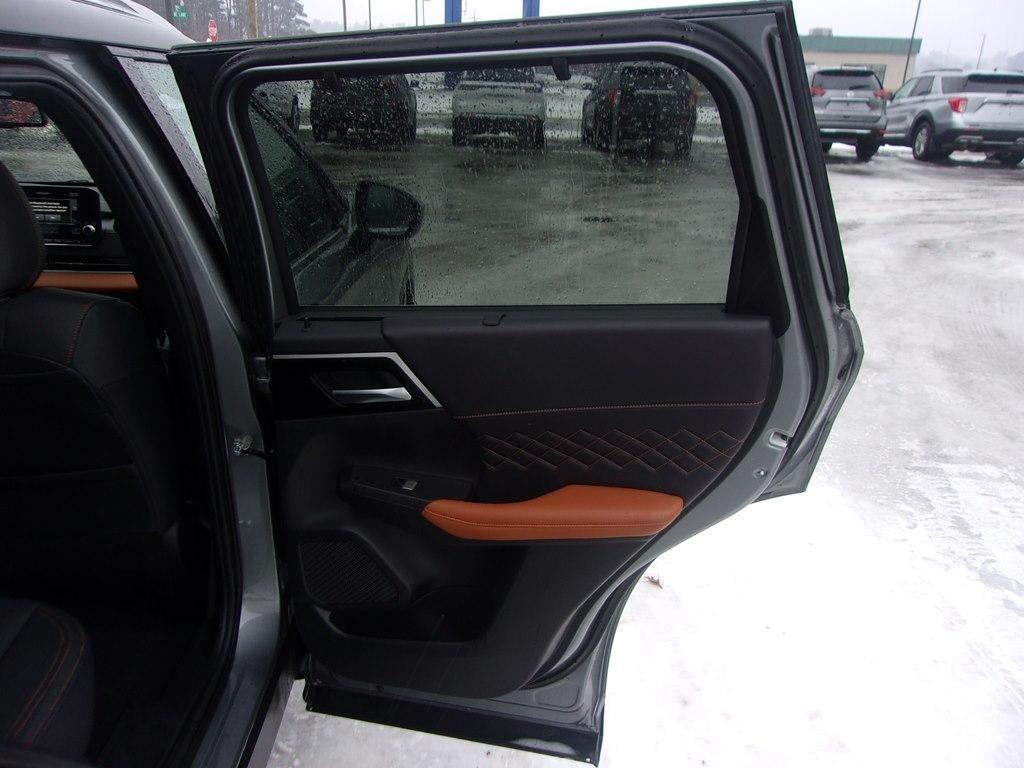 Mitsubishi Outlander SEL S-AWC 2024