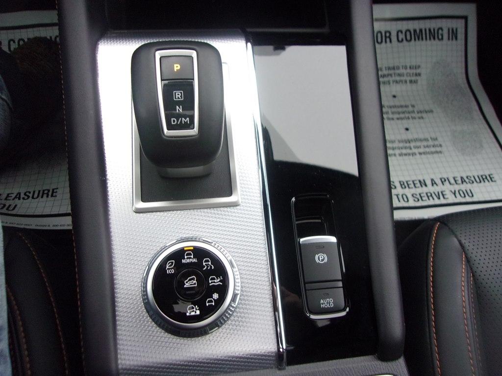 Mitsubishi Outlander SEL S-AWC 2024