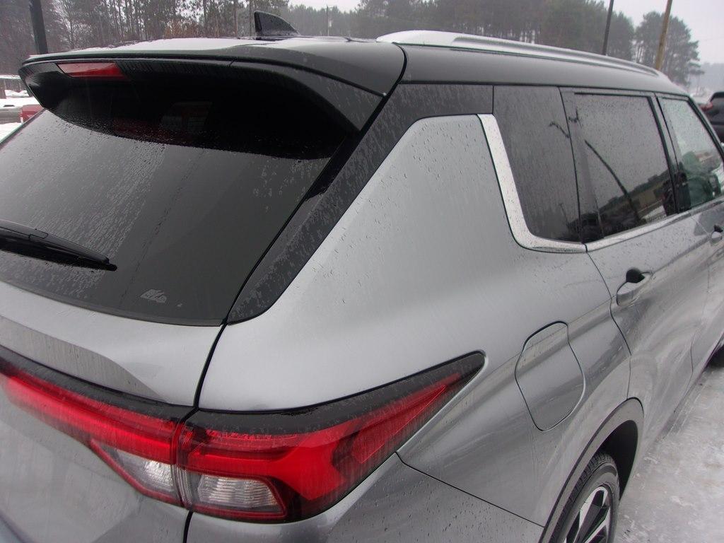 Mitsubishi Outlander SEL S-AWC 2024
