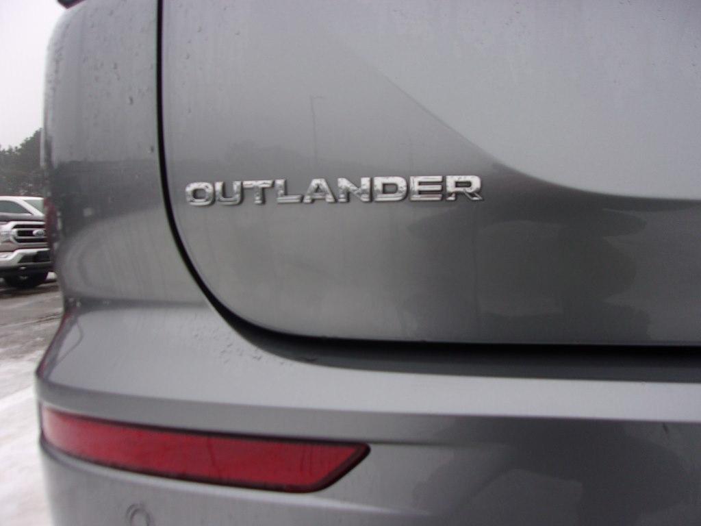 Mitsubishi Outlander SEL S-AWC 2024