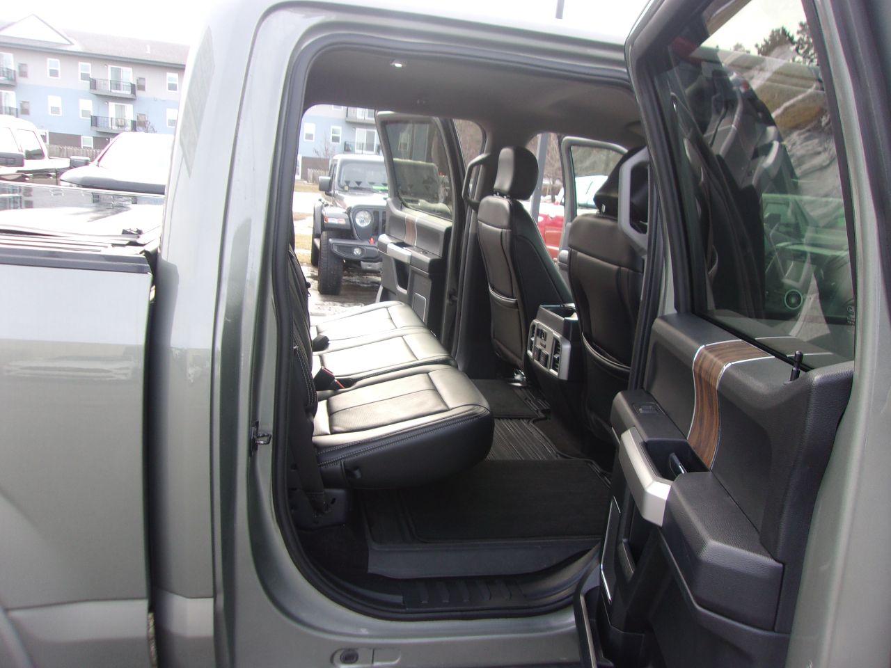 Ford F-150 Lariat 4WD SuperCrew 5.5' Box 2019