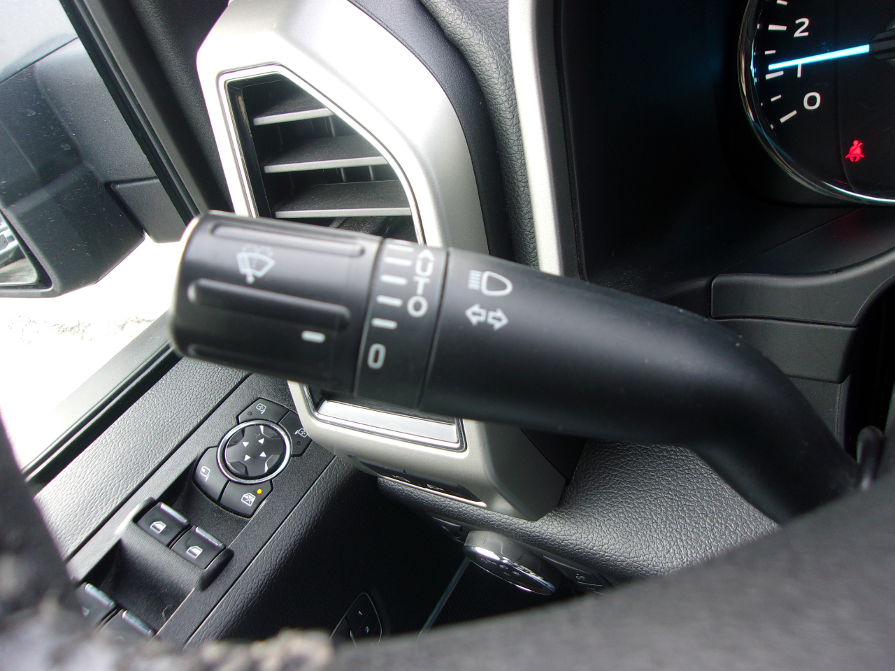 Ford F-150 Lariat 4WD SuperCrew 5.5' Box 2019