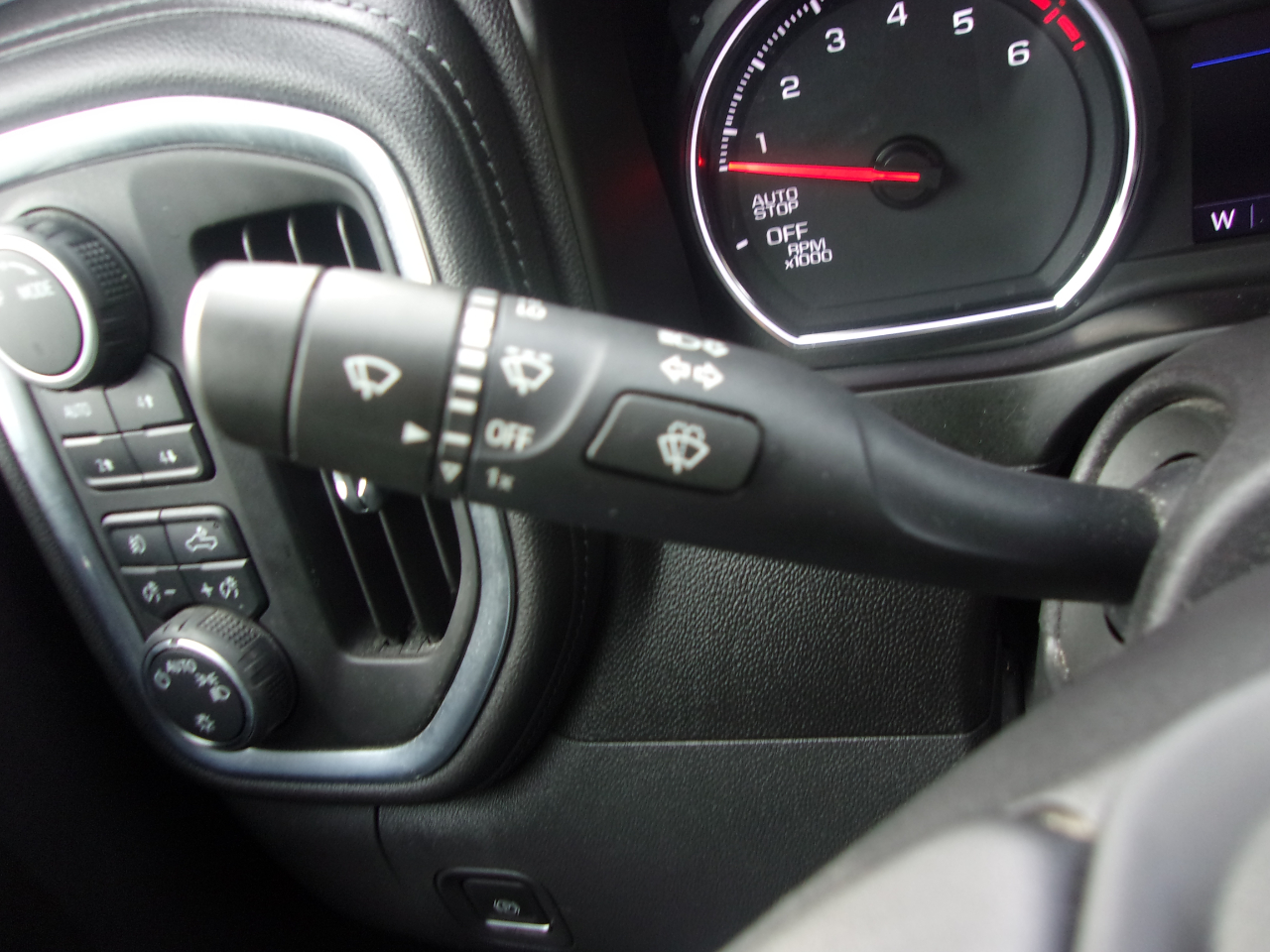 Chevrolet Silverado 1500 4WD Crew Cab 147" LT Trail Boss 2021