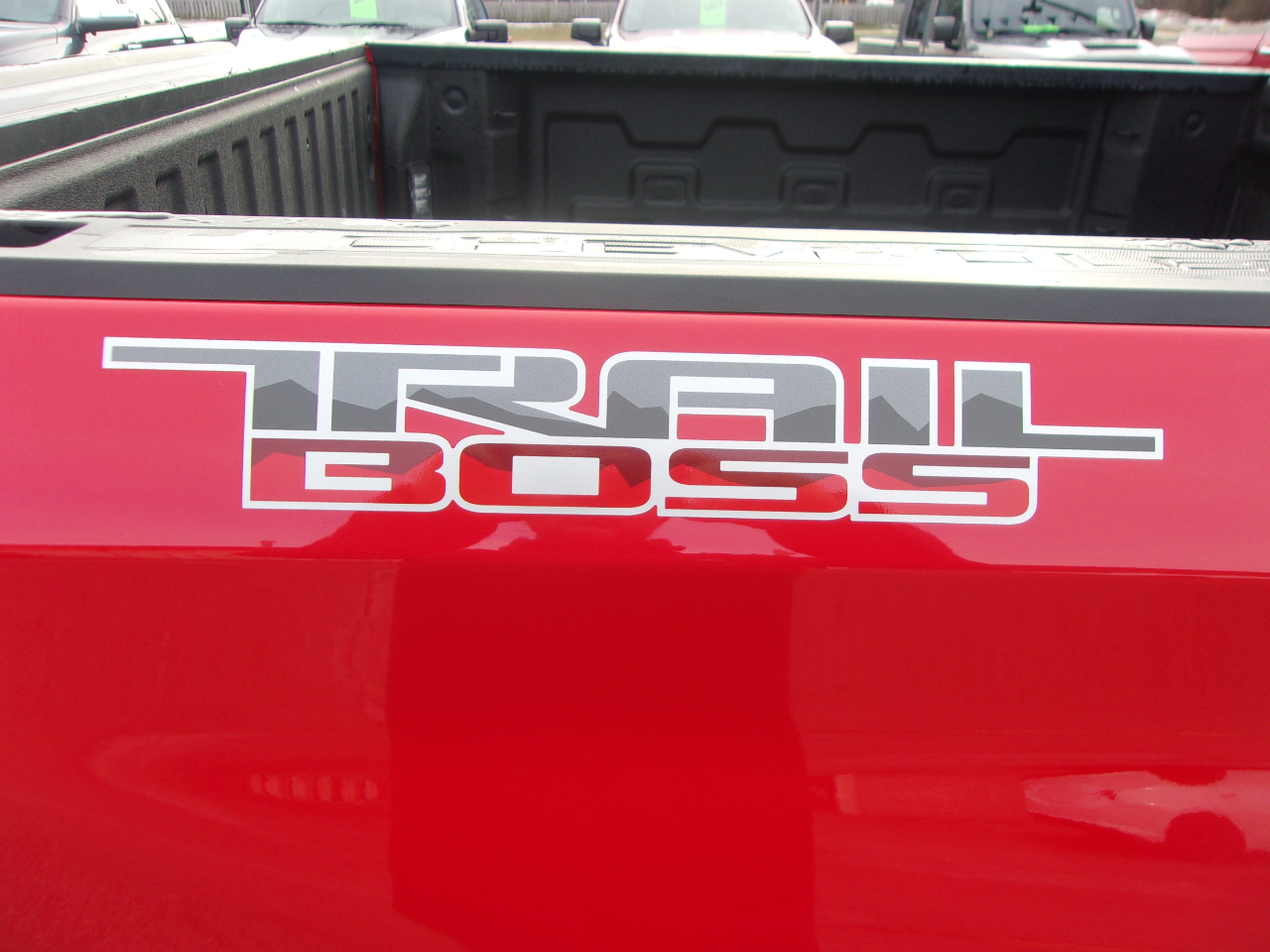 Chevrolet Silverado 1500 4WD Crew Cab 147" LT Trail Boss 2021