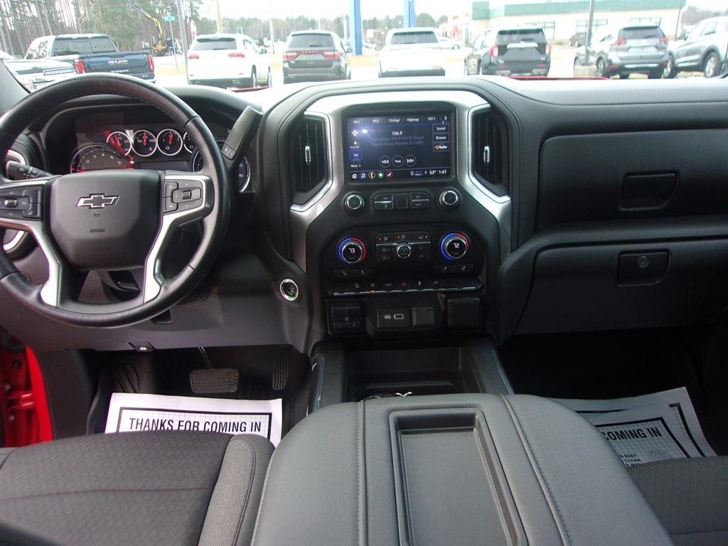 Chevrolet Silverado 1500 4WD Crew Cab 147" LT Trail Boss 2021