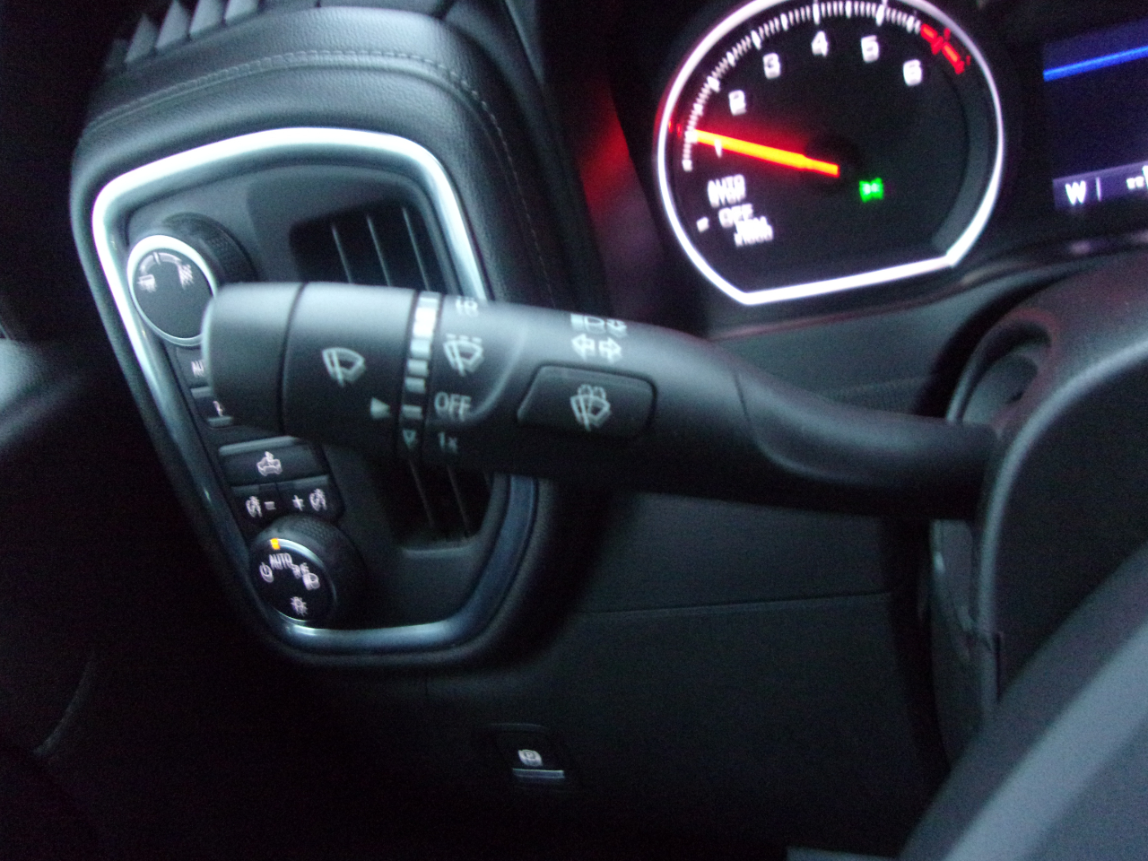 Chevrolet Silverado 1500 4WD Crew Cab 147" LT 2019