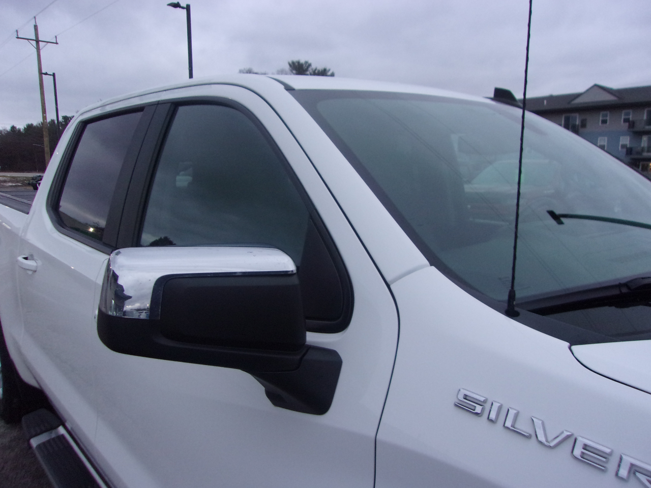 Chevrolet Silverado 1500 4WD Crew Cab 147" LT 2019