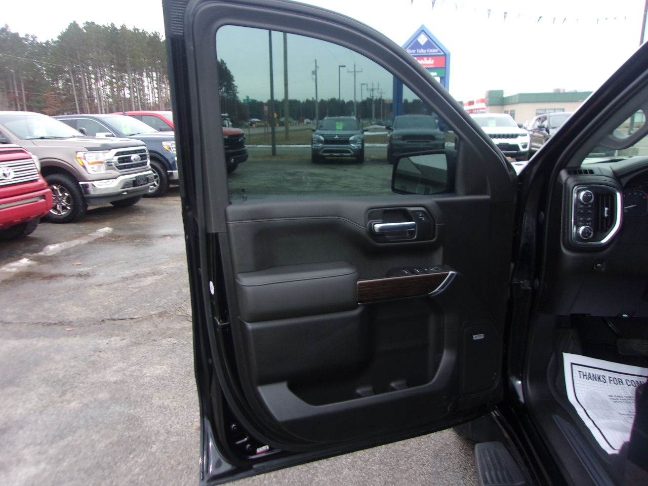 GMC Sierra 1500 4WD Crew Cab 147" Elevation 2021