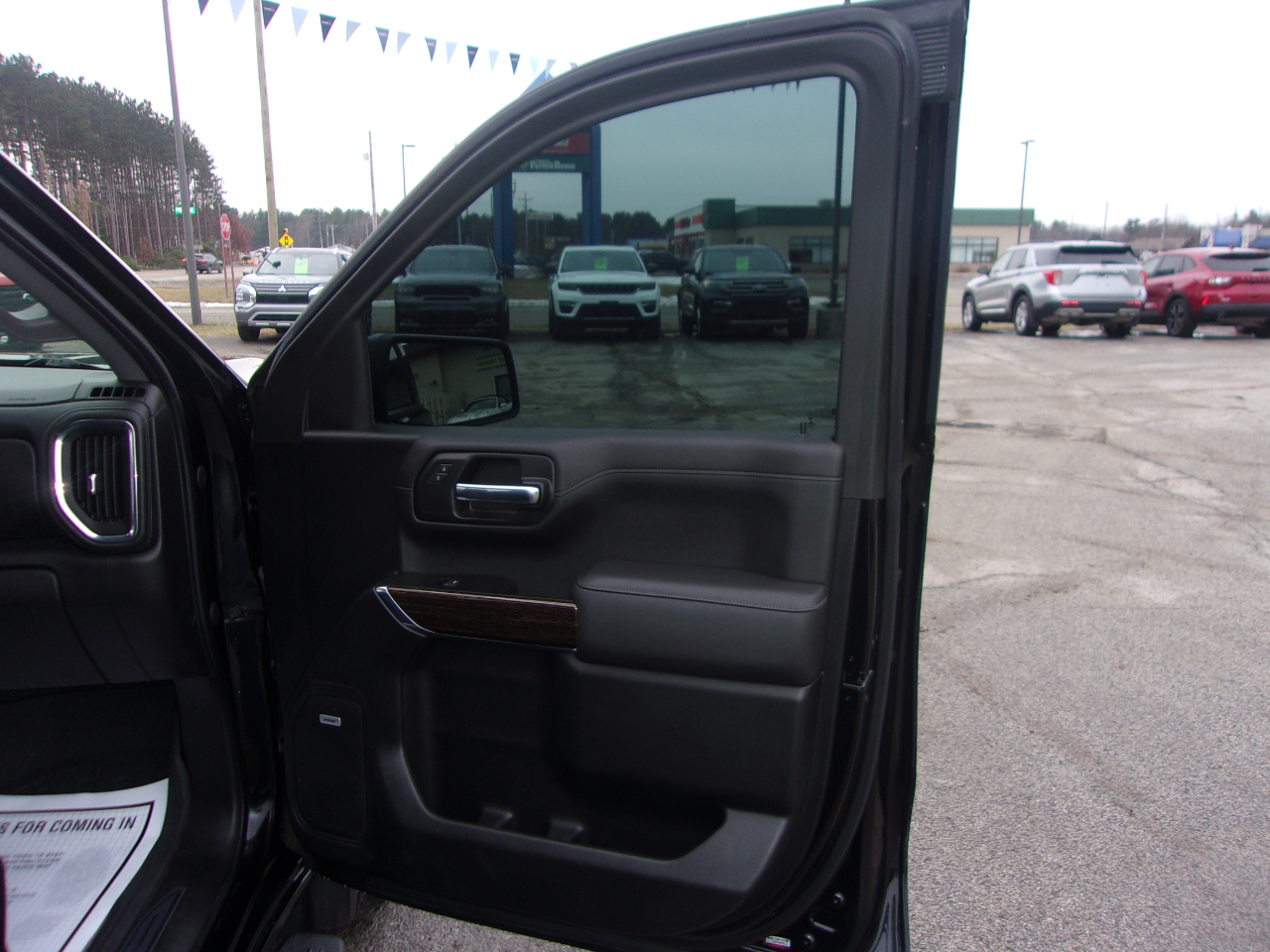 GMC Sierra 1500 4WD Crew Cab 147" Elevation 2021