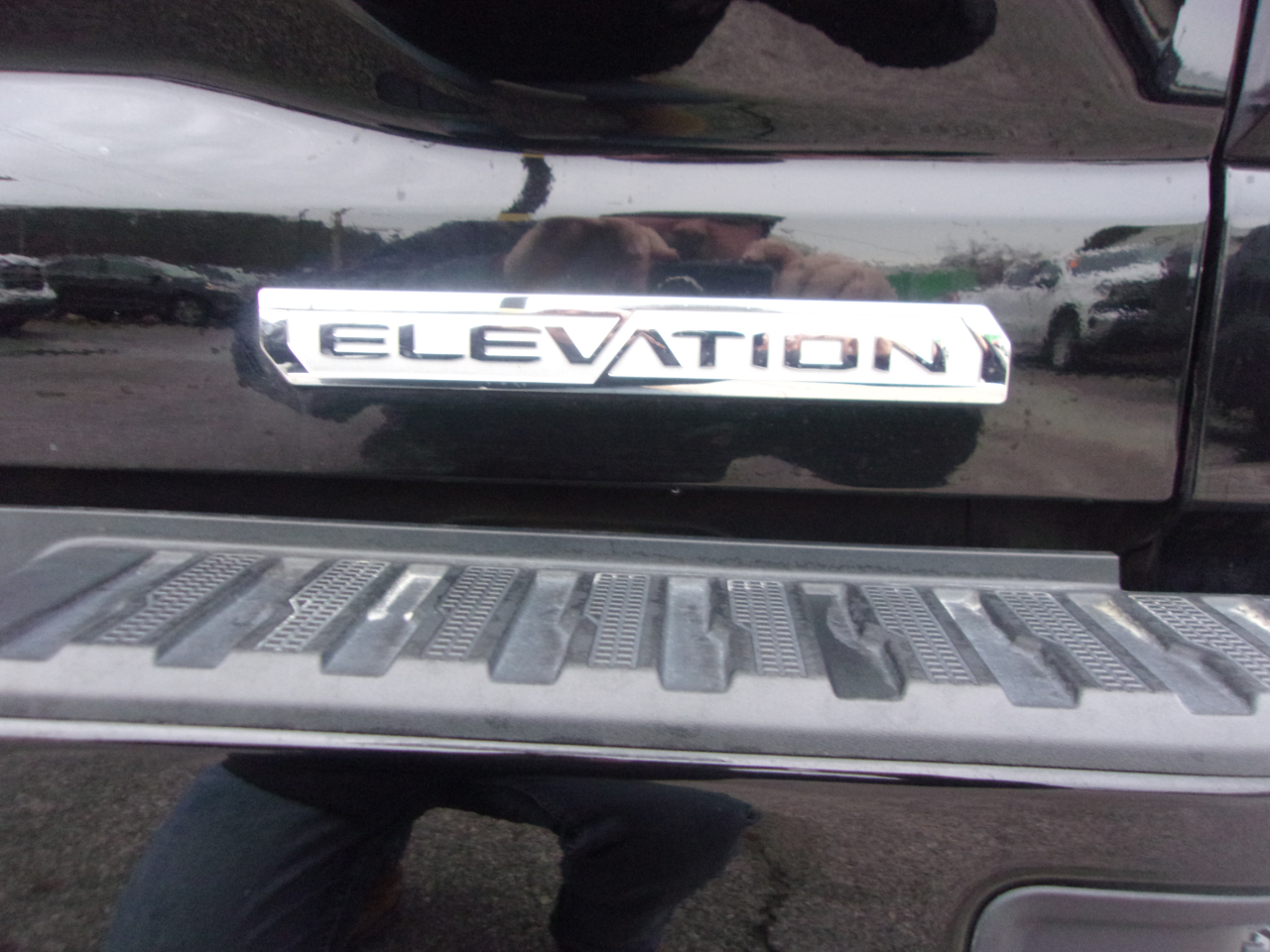 GMC Sierra 1500 4WD Crew Cab 147" Elevation 2021