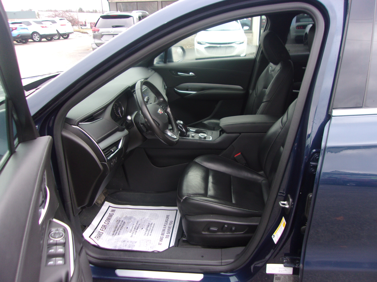 Cadillac XT4 AWD 4dr Premium Luxury 2019