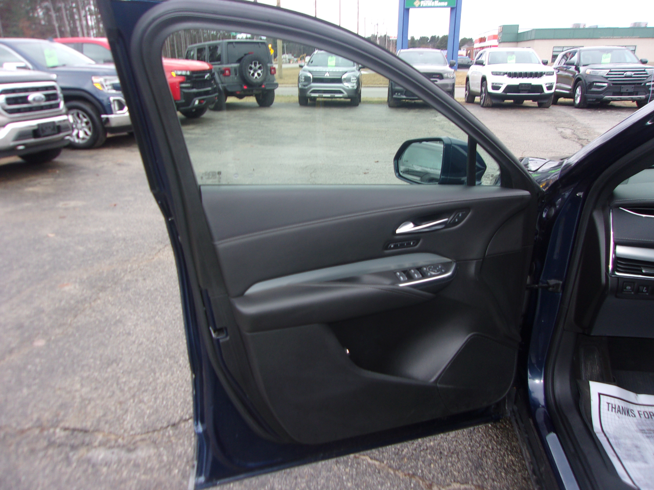 Cadillac XT4 AWD 4dr Premium Luxury 2019