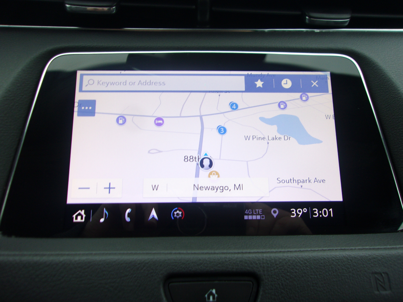 Cadillac XT4 AWD 4dr Premium Luxury 2019